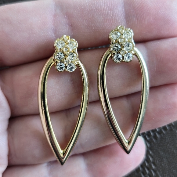 Vintage 80s Princess Jewerly Elegant Gold Teardrop Earrings with Crystal Accents - Picture 1 of 8